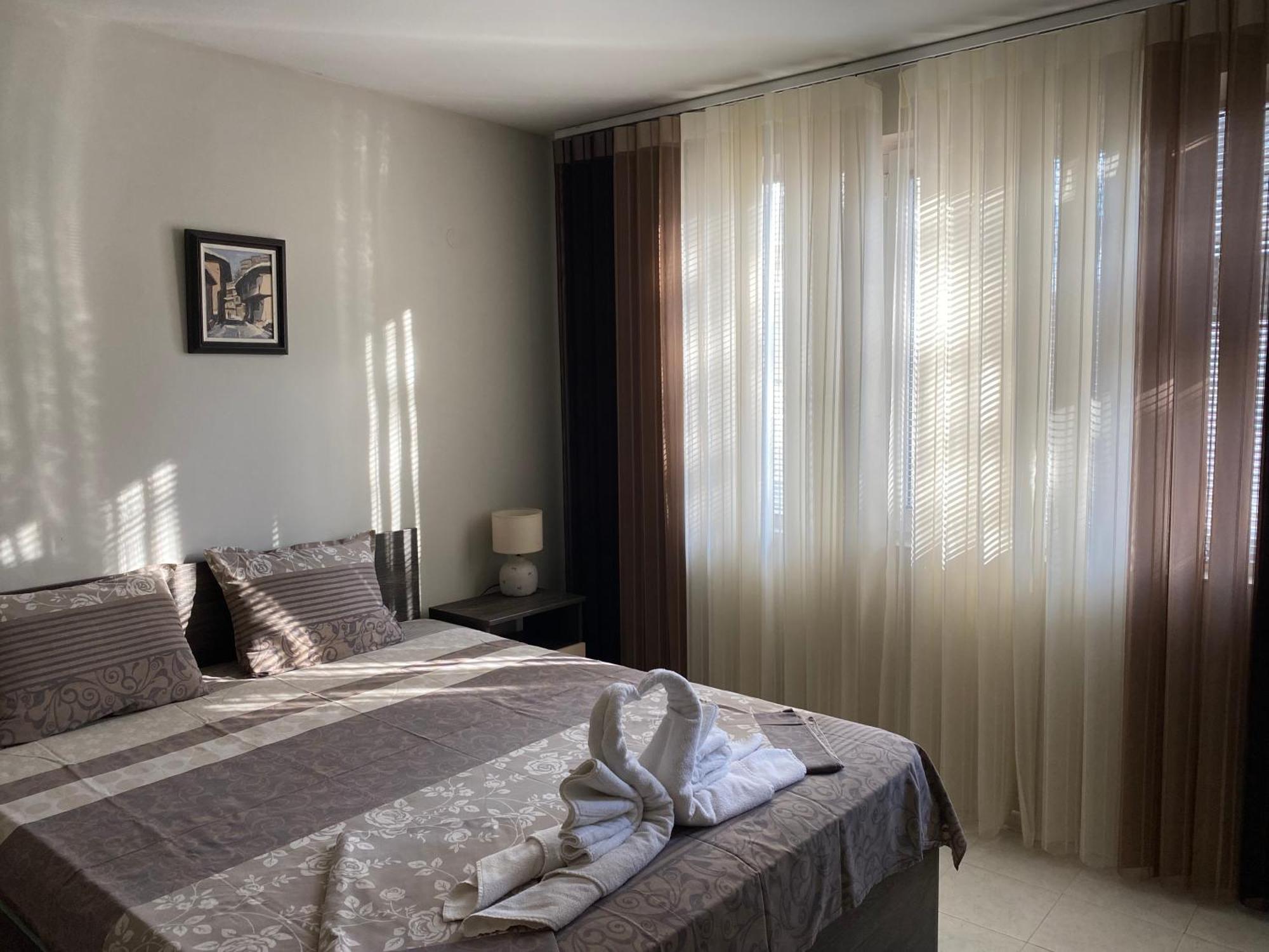 Gala Apartment Veliko Tarnovo Exterior photo