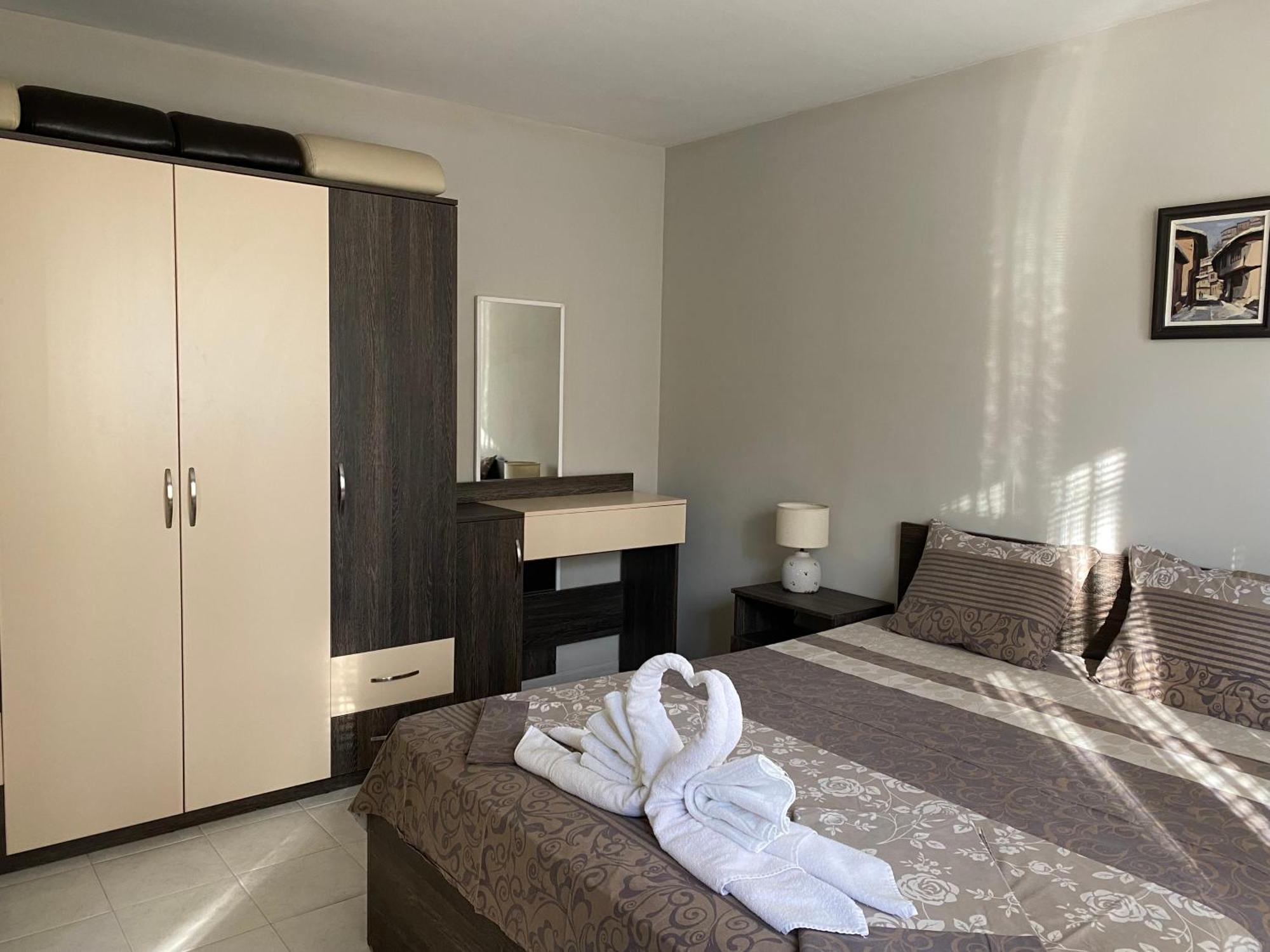 Gala Apartment Veliko Tarnovo Exterior photo